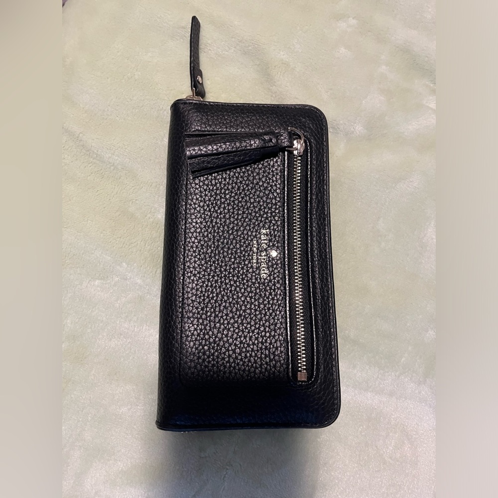 Kate Spade large accordion wallet with 12 card slots, inside zip pocket